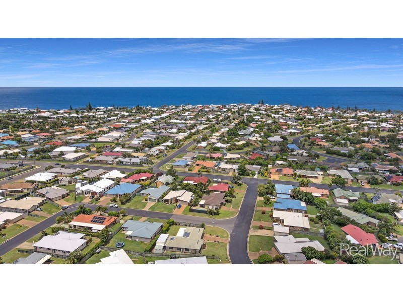 6 Landsborough Street, Bargara QLD 4670