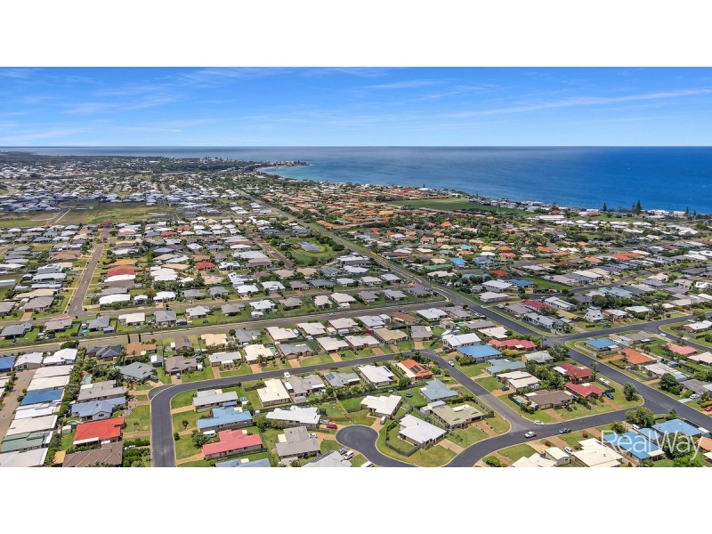 6 Landsborough Street, Bargara QLD 4670