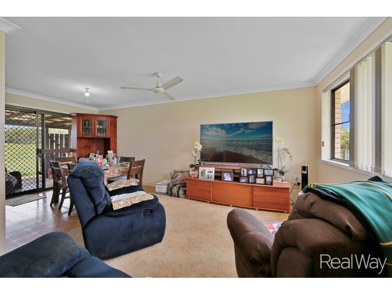 50 Cortes Drive, Thabeban QLD 4670