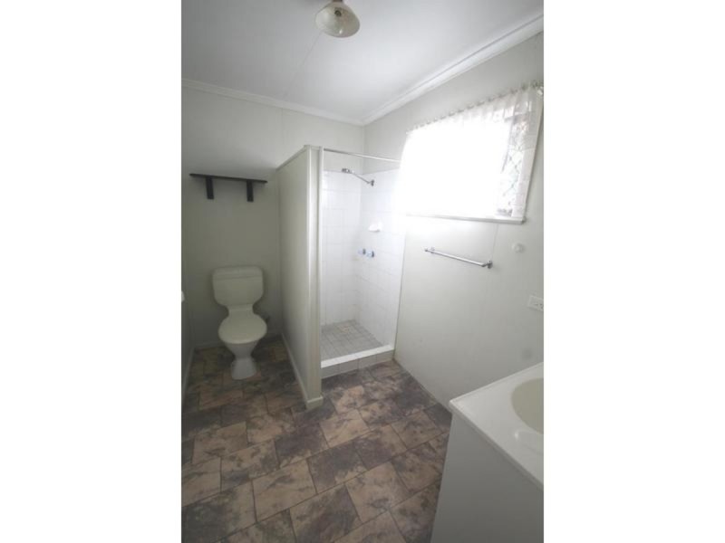 4/11 Coomber Street, Svensson Heights QLD 4670