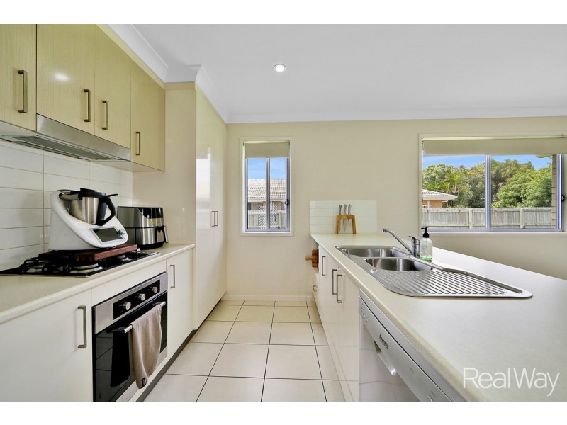 14 Morgan Way, Kalkie QLD 4670