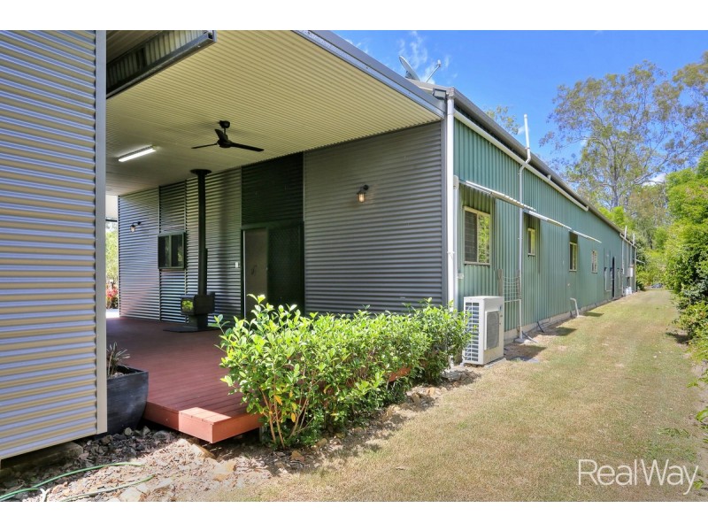 8 Rickards Road, Kolonga QLD 4671