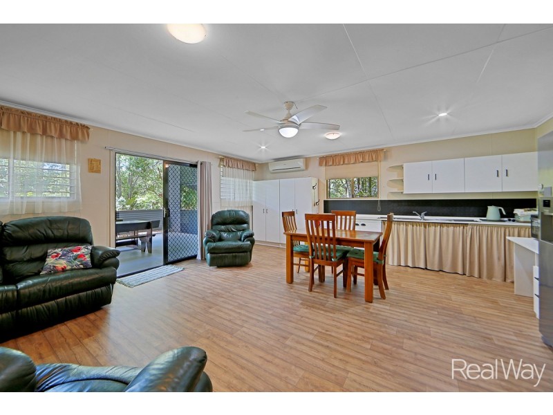 8 Rickards Road, Kolonga QLD 4671