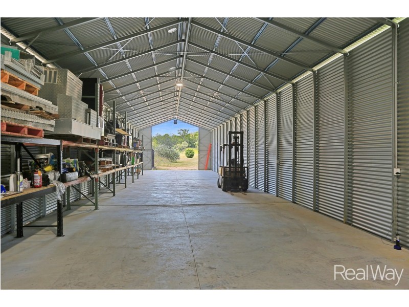 8 Rickards Road, Kolonga QLD 4671