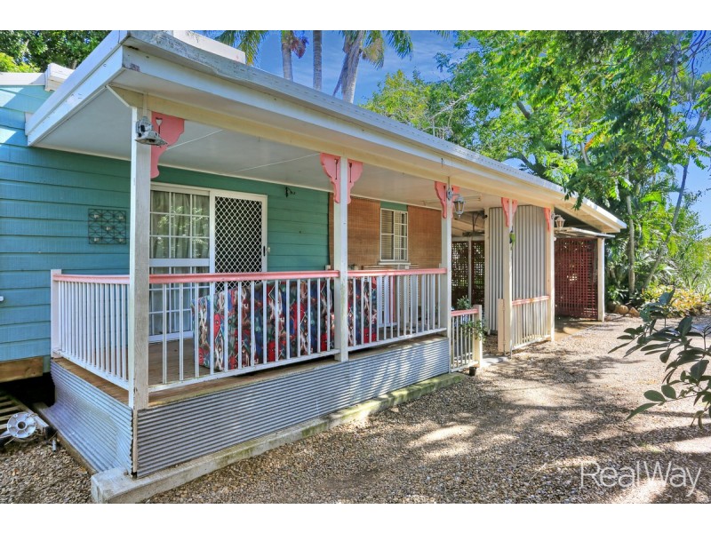 15 One Mile Road, Bundaberg North QLD 4670