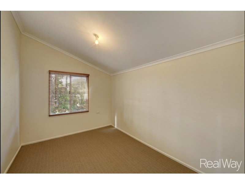 15 One Mile Road, Bundaberg North QLD 4670