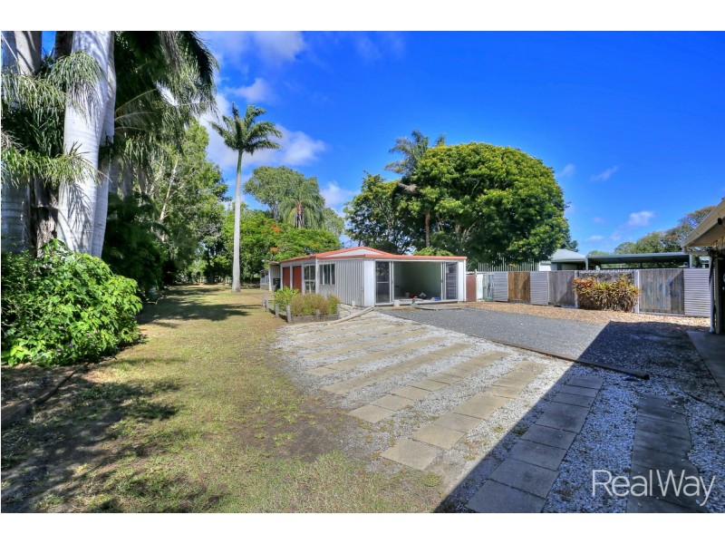 15 One Mile Road, Bundaberg North QLD 4670