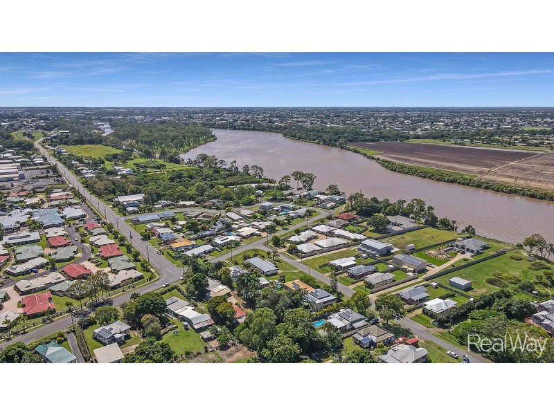 15 One Mile Road, Bundaberg North QLD 4670