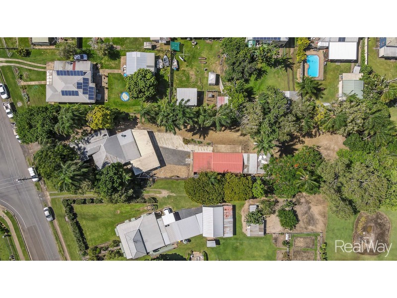 15 One Mile Road, Bundaberg North QLD 4670