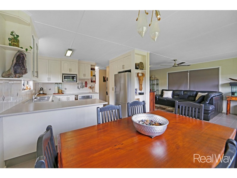 6 Jacobsen Street, Norville QLD 4670