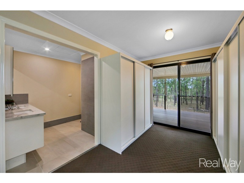 90 Avondale Road, Avondale QLD 4670