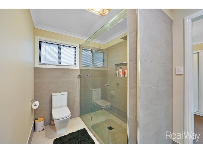 90 Avondale Road, Avondale QLD 4670