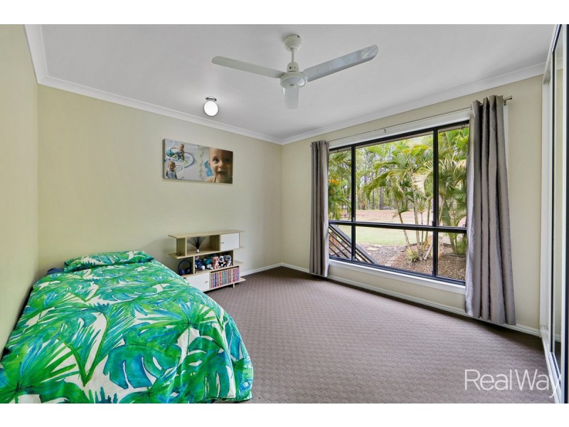 90 Avondale Road, Avondale QLD 4670