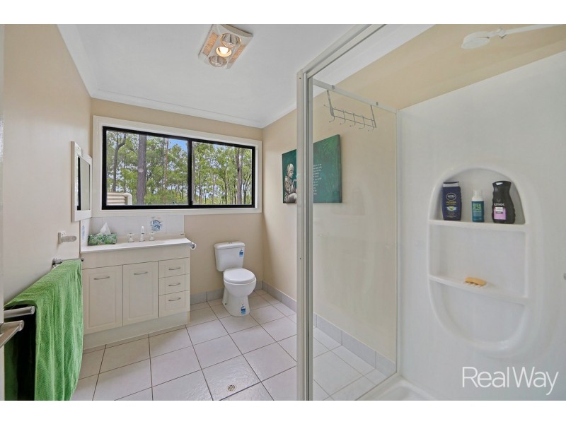 90 Avondale Road, Avondale QLD 4670