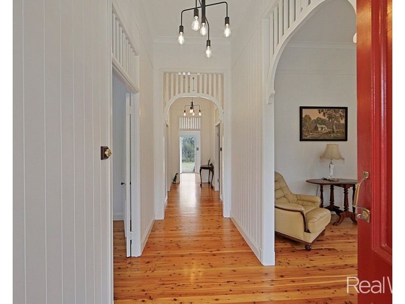 114 Philips Road, Pine Creek QLD 4670