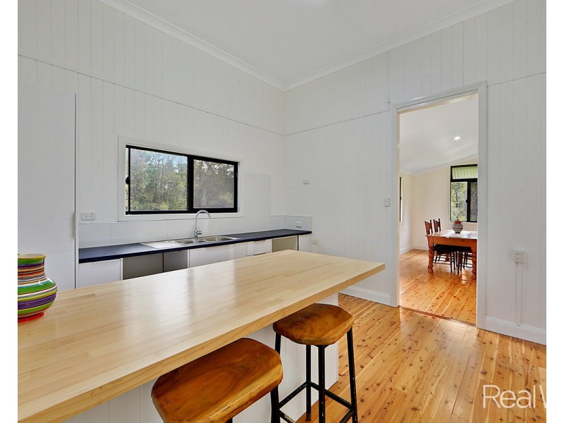 114 Philips Road, Pine Creek QLD 4670