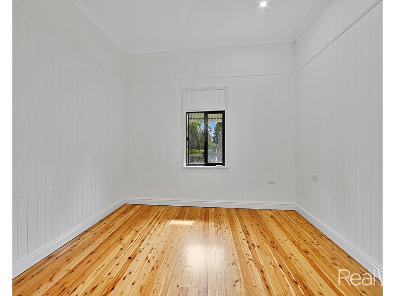 114 Philips Road, Pine Creek QLD 4670