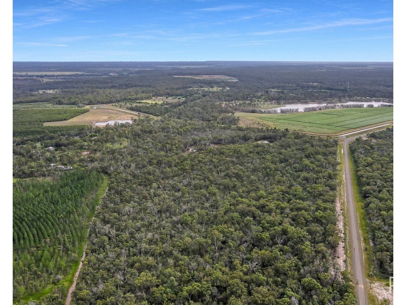 114 Philips Road, Pine Creek QLD 4670