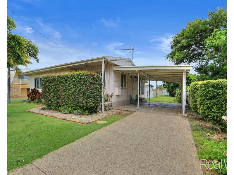 32 Bauer Street, Bargara QLD 4670