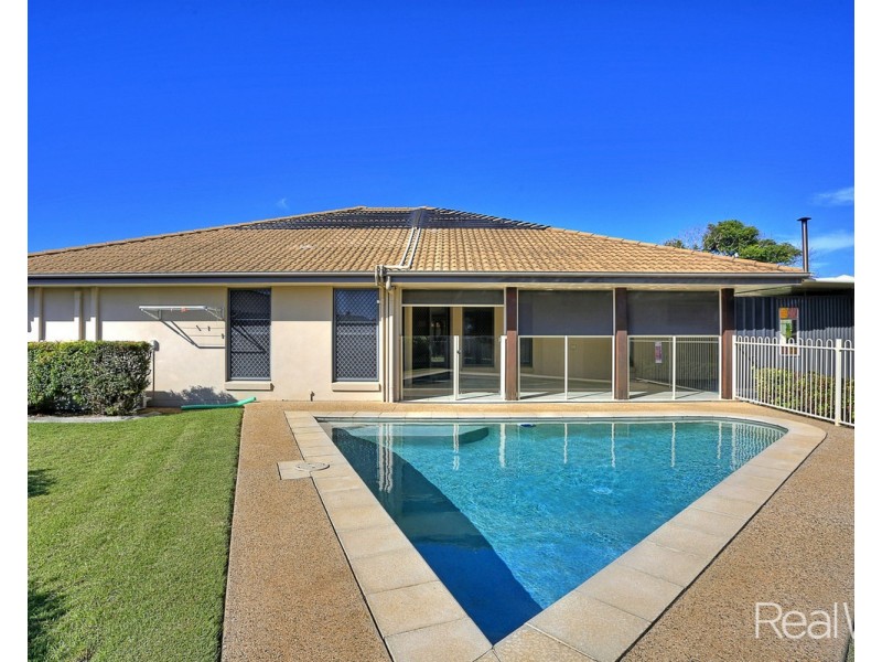 6 Gilchrist Court, Kalkie QLD 4670