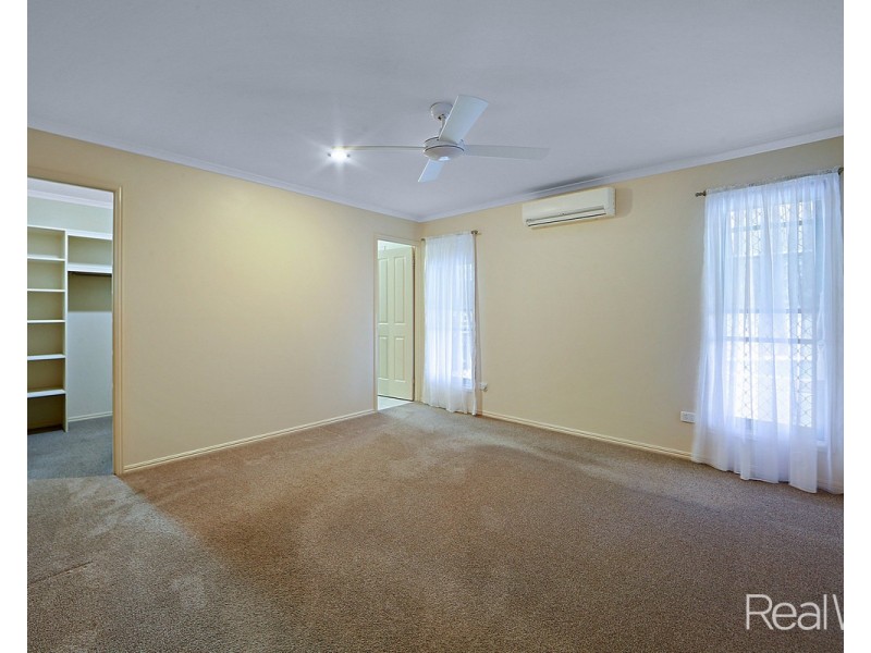 6 Gilchrist Court, Kalkie QLD 4670