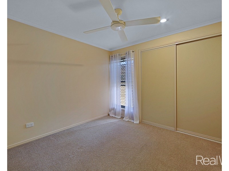 6 Gilchrist Court, Kalkie QLD 4670