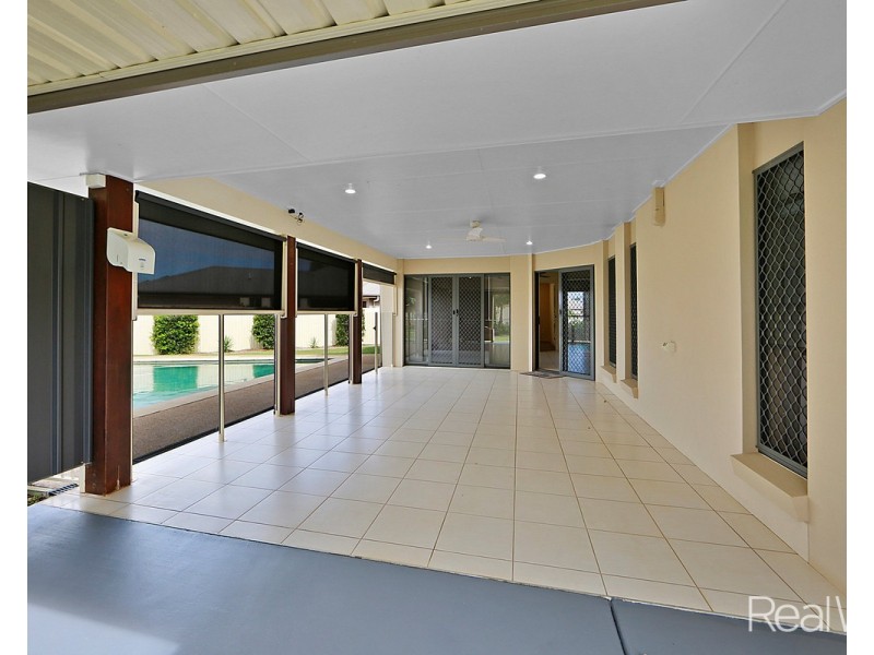 6 Gilchrist Court, Kalkie QLD 4670