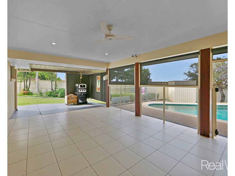 6 Gilchrist Court, Kalkie QLD 4670