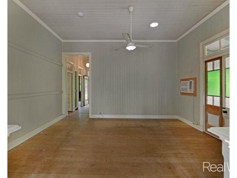 8 Cassandra Crescent, Maroondan QLD 4671