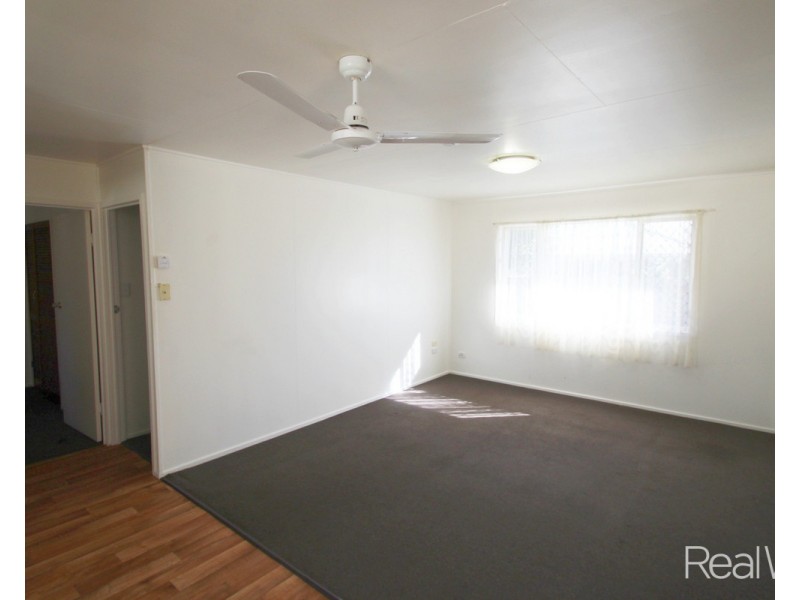 4/11 Robert Street, Bundaberg South QLD 4670