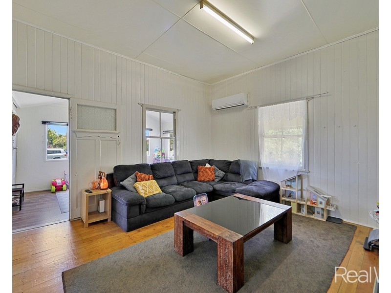 138 Elliott Heads Road, Avenell Heights QLD 4670