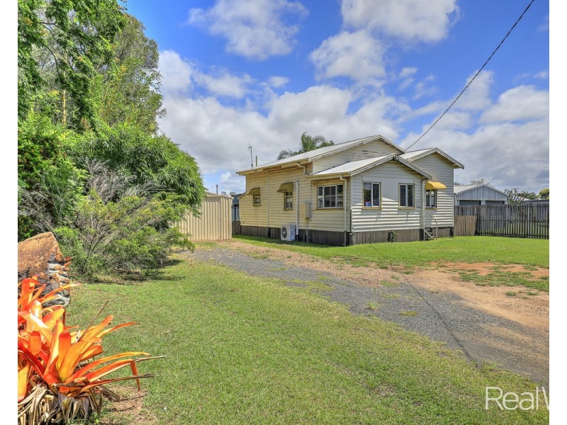 138 Elliott Heads Road, Avenell Heights QLD 4670