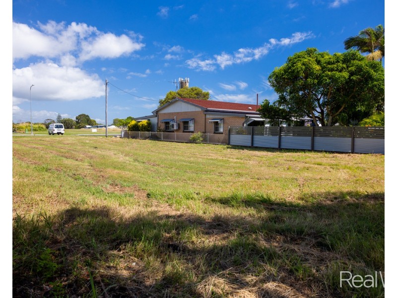 12 Marshall Street, Burnett Heads QLD 4670
