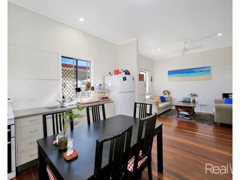 65 Pitt Street, Walkervale QLD 4670