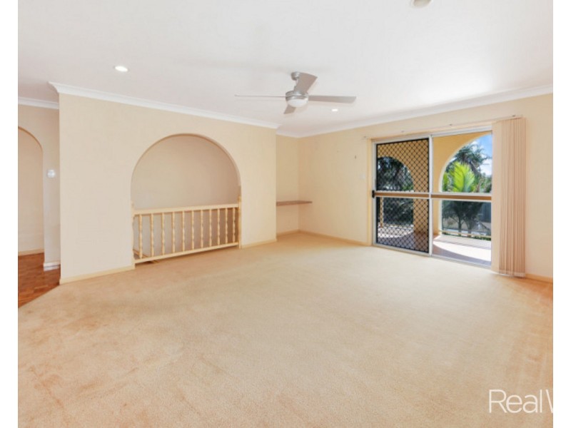 1 Gammie Court, Avenell Heights QLD 4670