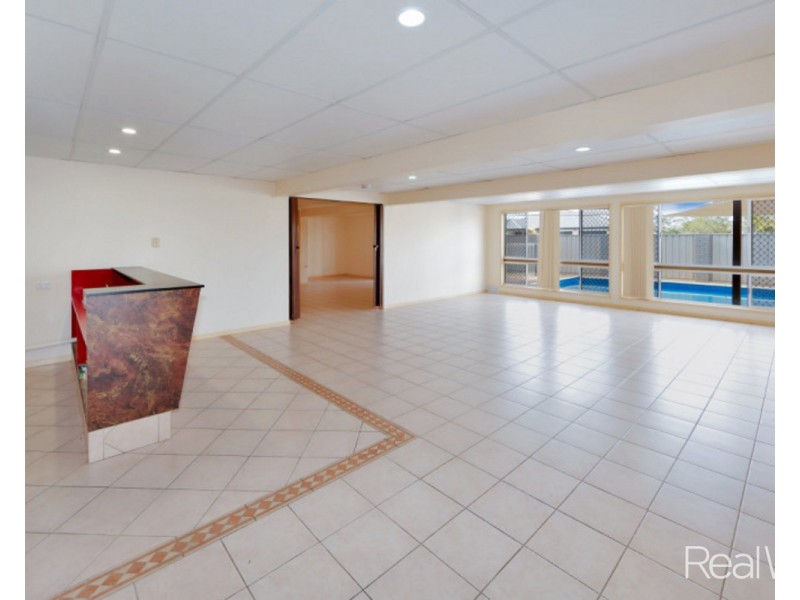 1 Gammie Court, Avenell Heights QLD 4670