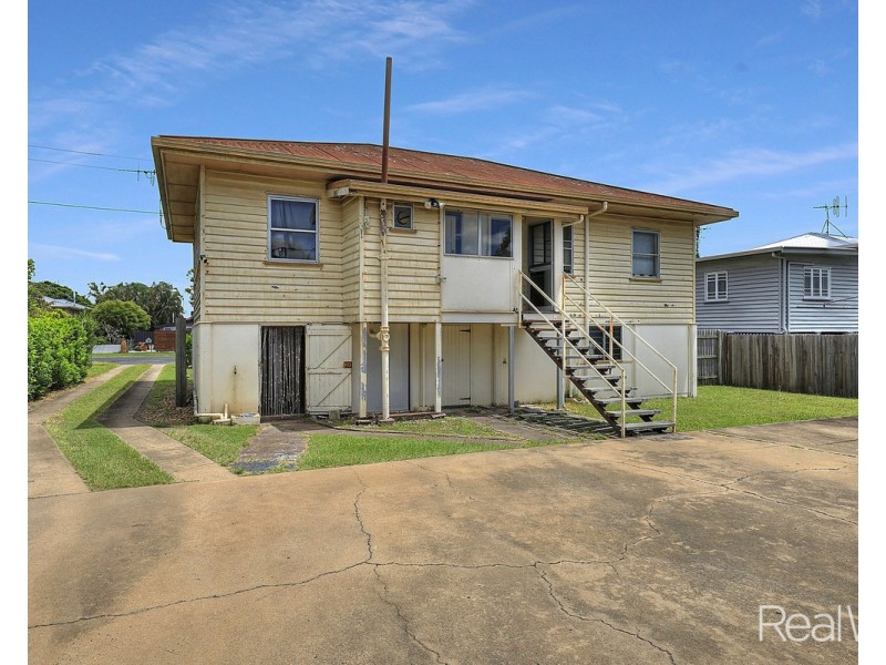 12 Steffensen Street, Svensson Heights QLD 4670