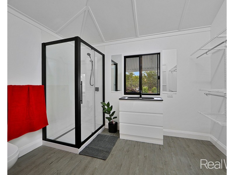 114 Philips Road, Pine Creek QLD 4670