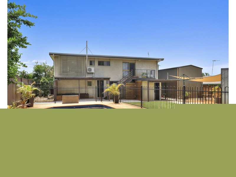 27 East West Avenue, Avoca QLD 4670