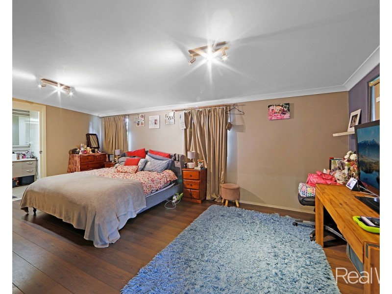 49 Johnston Street, Millbank QLD 4670