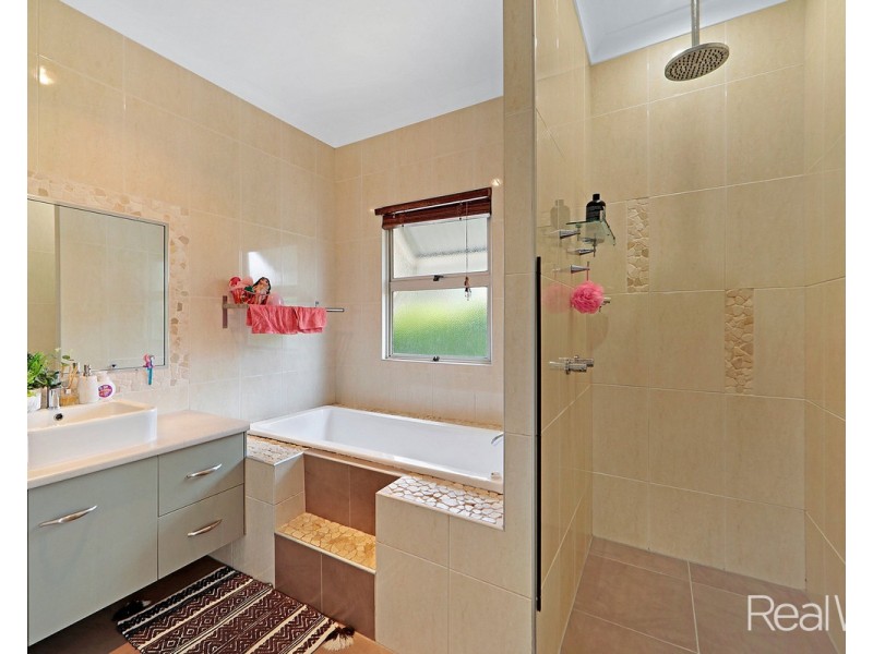 49 Johnston Street, Millbank QLD 4670