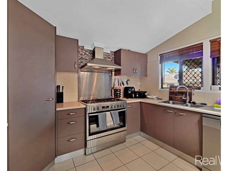 49 Johnston Street, Millbank QLD 4670