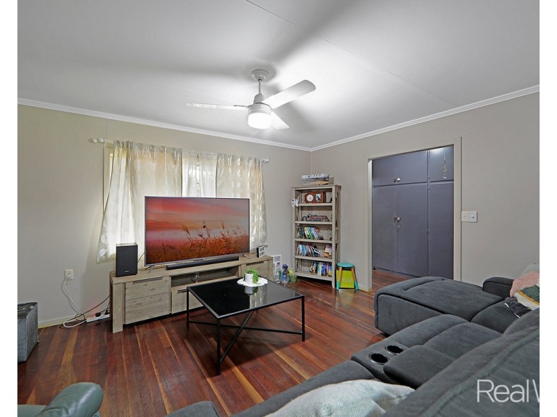 9 Londy Street, Svensson Heights QLD 4670