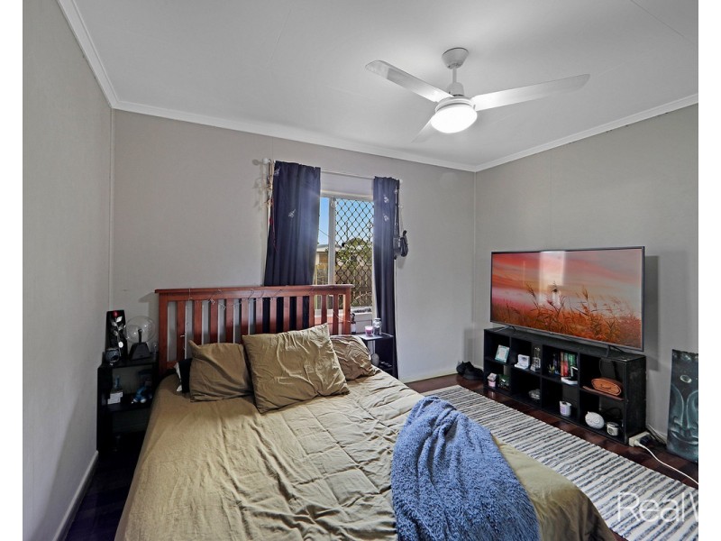 9 Londy Street, Svensson Heights QLD 4670