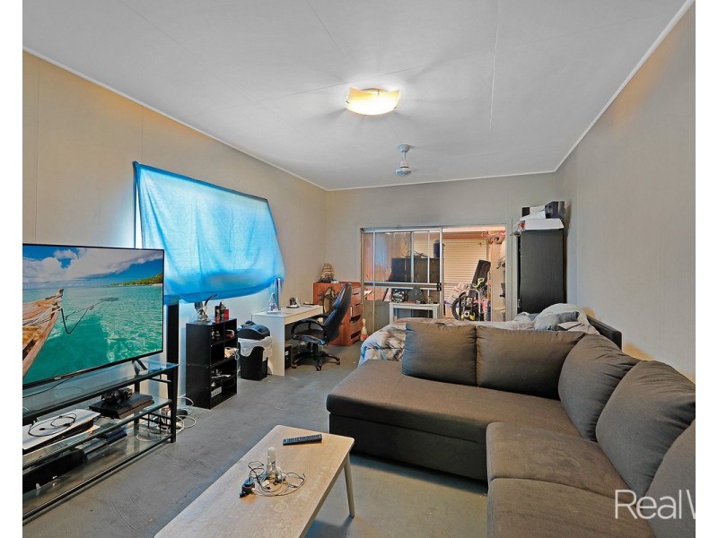 9 Londy Street, Svensson Heights QLD 4670