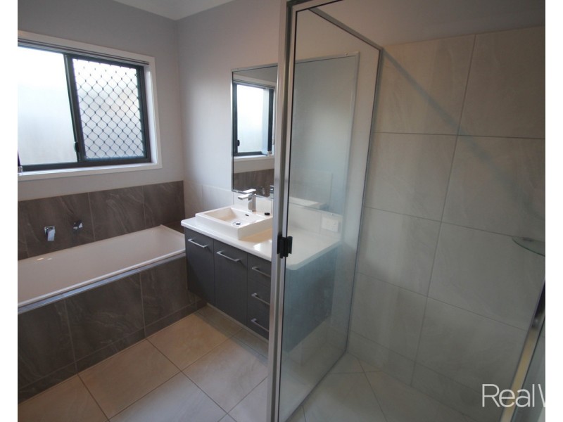 10 Remy Court, Avoca QLD 4670