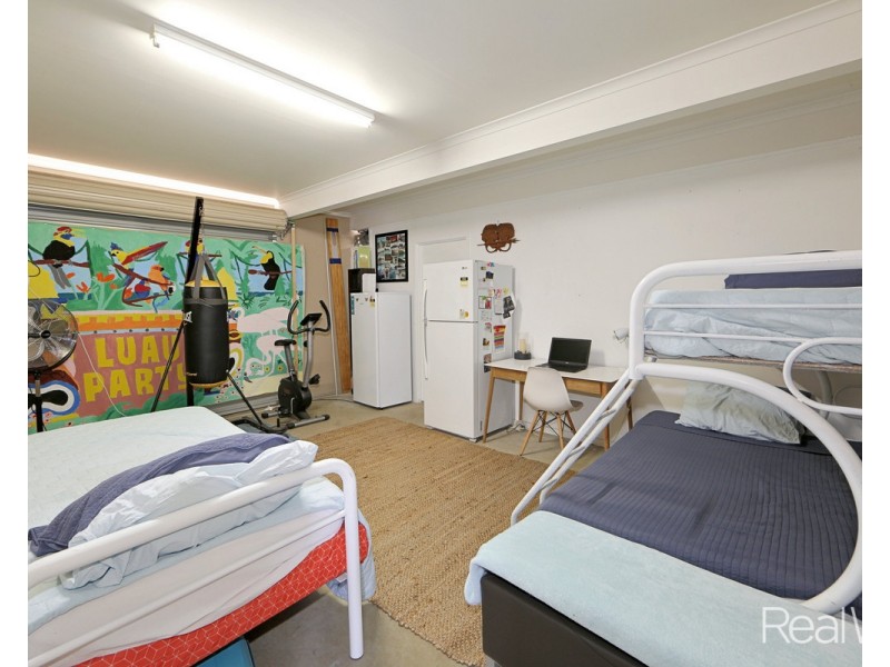 19 Bluewater Drive, Elliott Heads QLD 4670