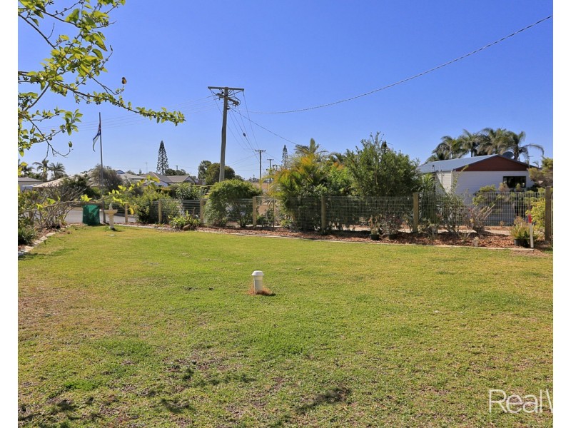 19 Bluewater Drive, Elliott Heads QLD 4670