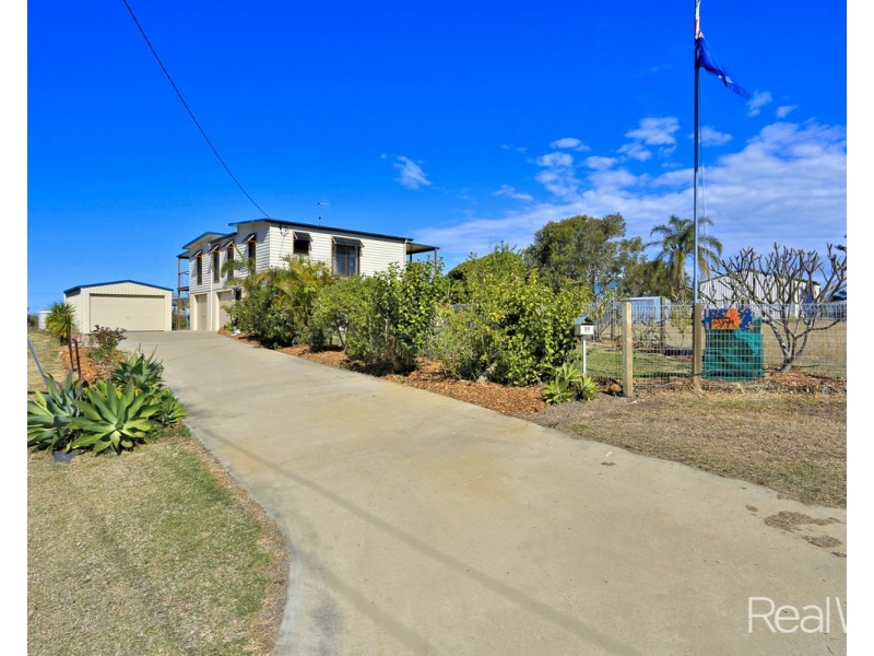 19 Bluewater Drive, Elliott Heads QLD 4670