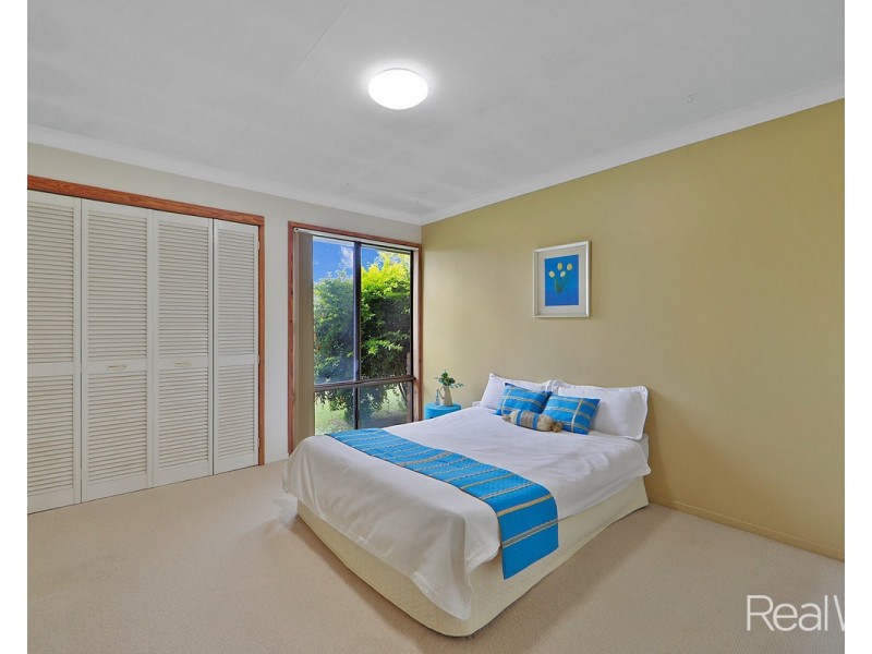 52 Heaps Street, Avenell Heights QLD 4670